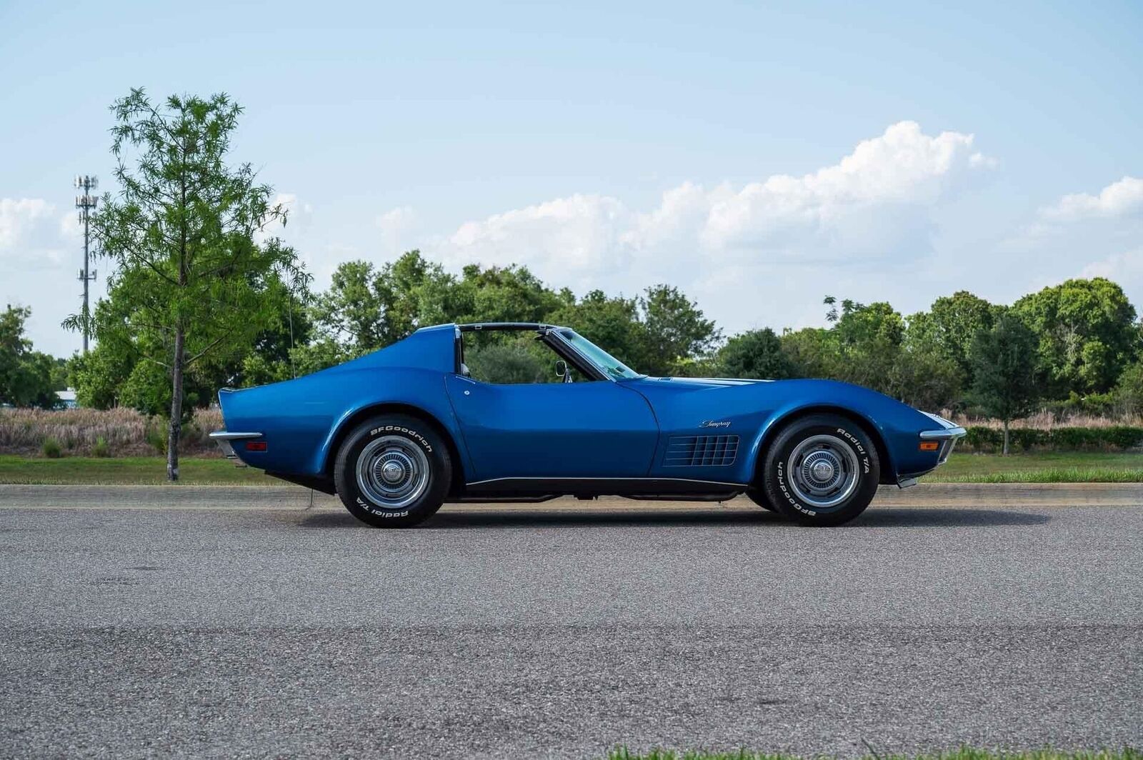 Chevrolet-Corvette-1972-Blue-Black-147781-6