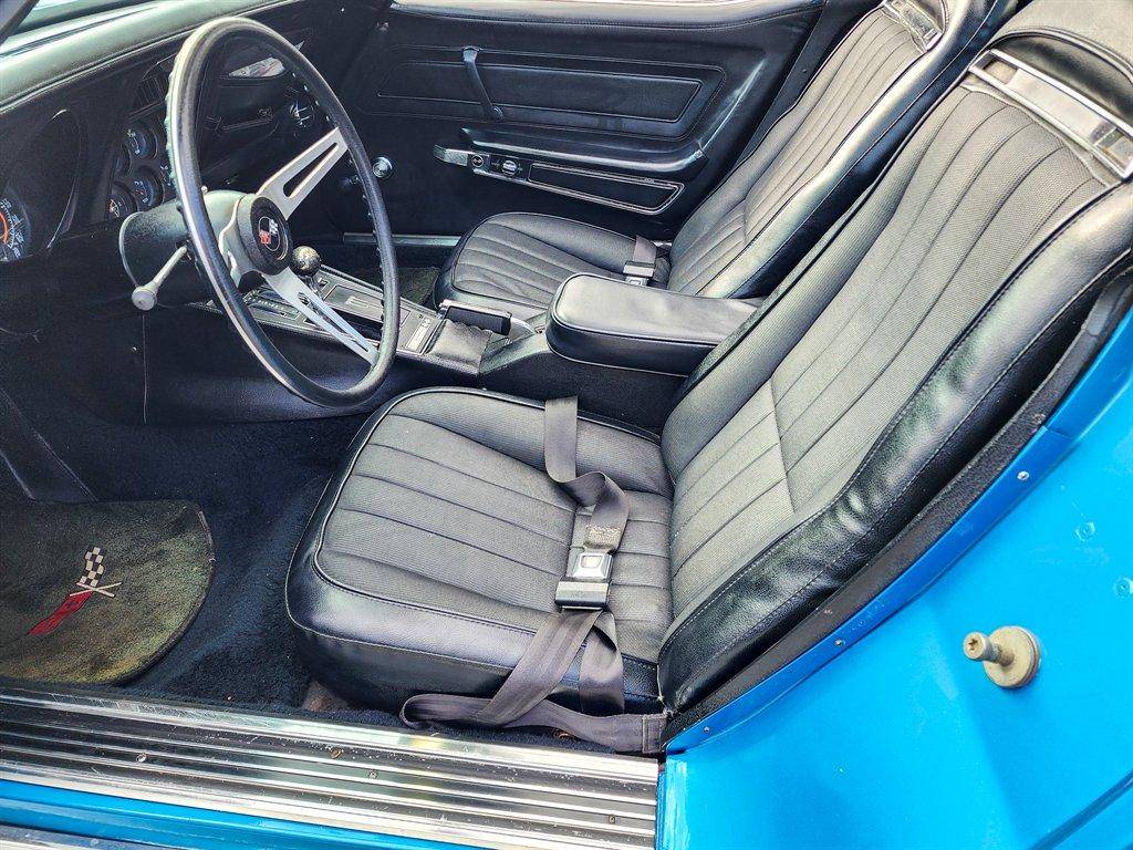 Chevrolet-Corvette-1972-blue-136461-17