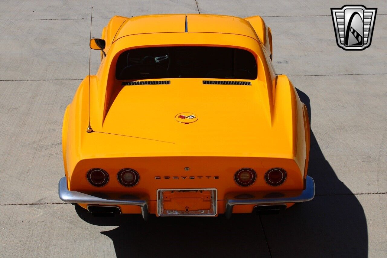 Chevrolet-Corvette-1973-Yellow-Black-147728-11