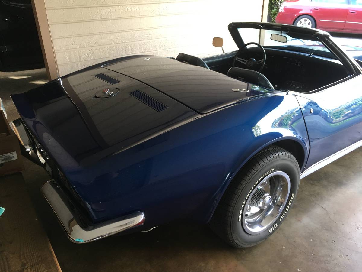 Chevrolet-Corvette-1973-blue-120498-5