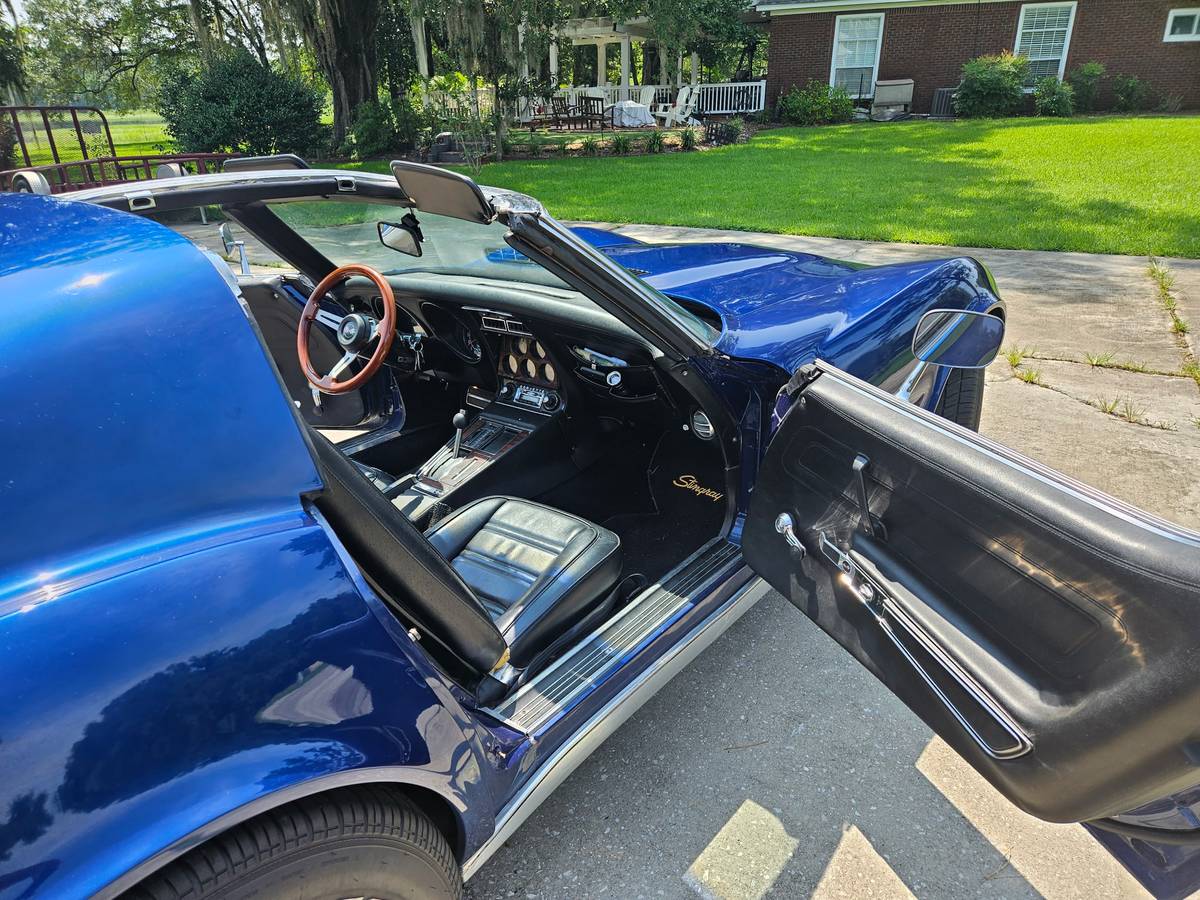 Chevrolet-Corvette-1973-blue-45890-7