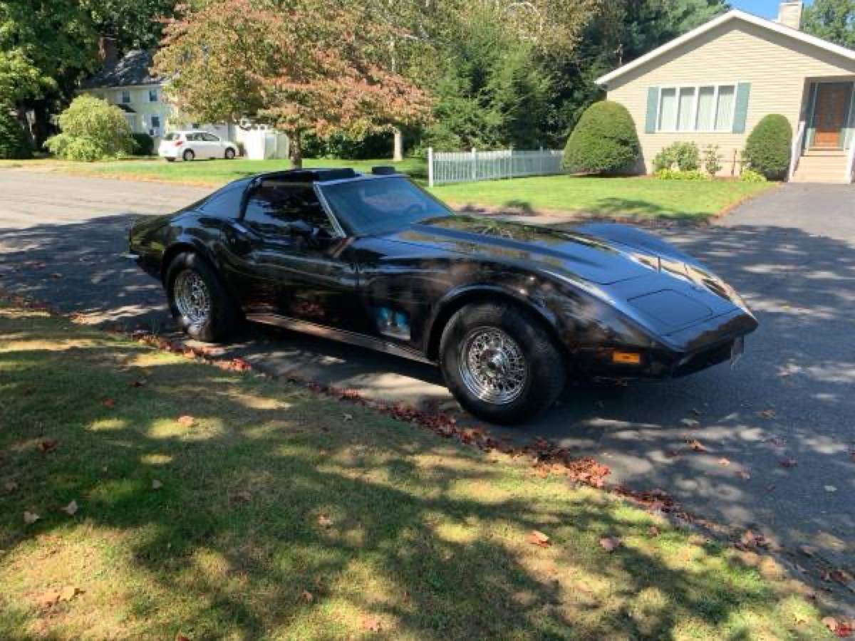 Chevrolet-Corvette-1973-grey-102998-2