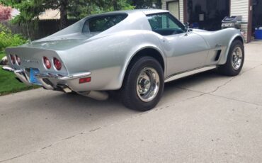 Chevrolet-Corvette-1973-silver-123115-1