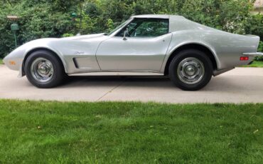 Chevrolet-Corvette-1973-silver-123115-2