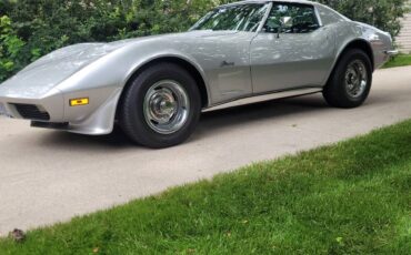 Chevrolet-Corvette-1973-silver-123115