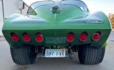 Chevrolet-Corvette-1974-Green-Black-87-7