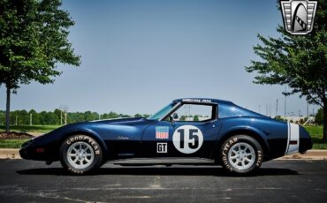 Chevrolet-Corvette-1975-Blue-Black-40140-3