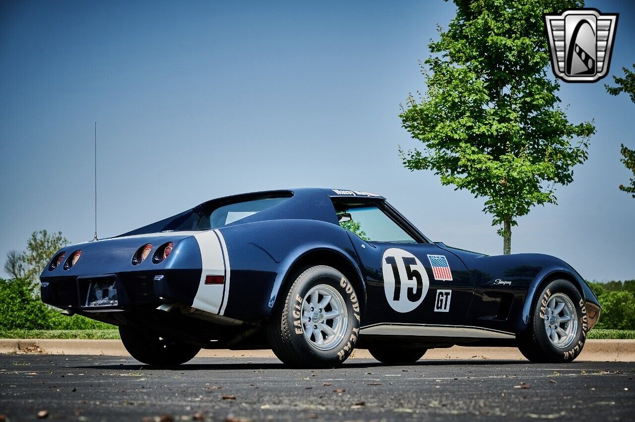 Chevrolet-Corvette-1975-Blue-Black-40140-6