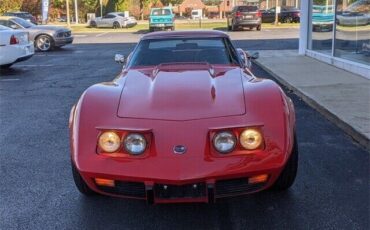 Chevrolet-Corvette-1975-Orange-Black-109458-1