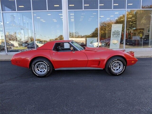 Chevrolet-Corvette-1975-Orange-Black-109458-6