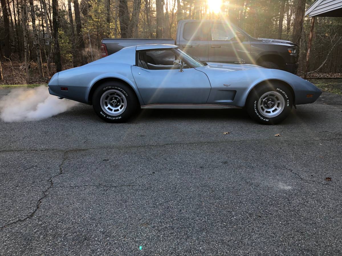 Chevrolet-Corvette-1977-blue-58741-1