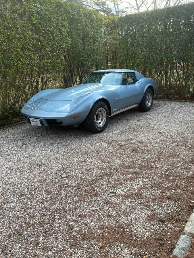 Chevrolet-Corvette-1977-blue-58741-2