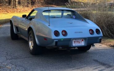 Chevrolet-Corvette-1977-blue-58741-2