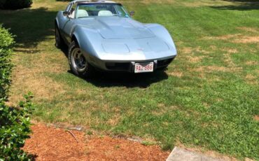 Chevrolet-Corvette-1977-blue-58741-3