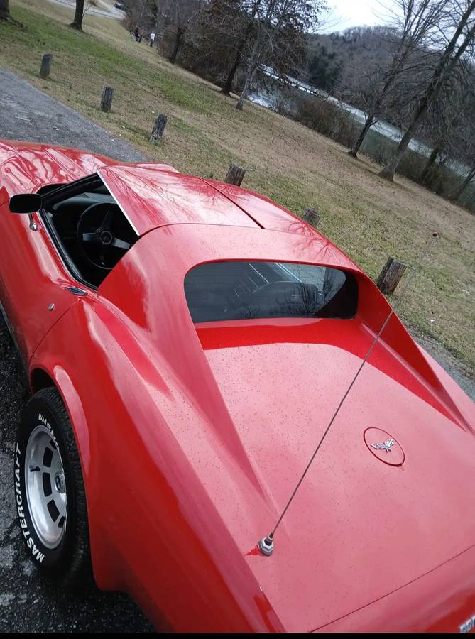 Chevrolet-Corvette-1977-red-45062-3