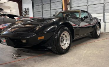 Chevrolet-Corvette-1978-black-75153