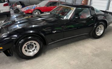 Chevrolet-Corvette-1978-black-75153-4