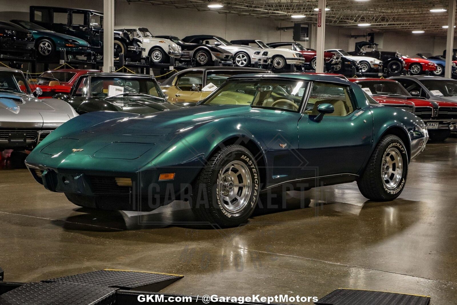 Chevrolet-Corvette-1979-Green-Tan-189156-7