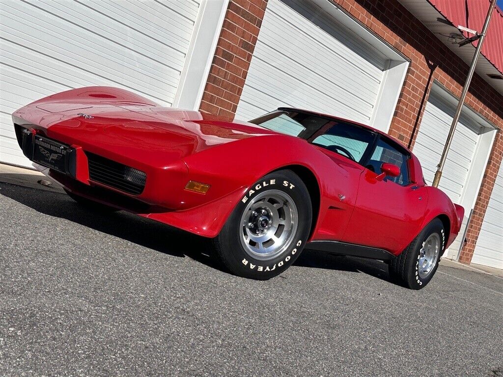 Chevrolet-Corvette-1979-Red-Black-29047-3