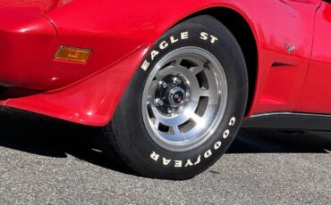 Chevrolet-Corvette-1979-Red-Black-29047-4