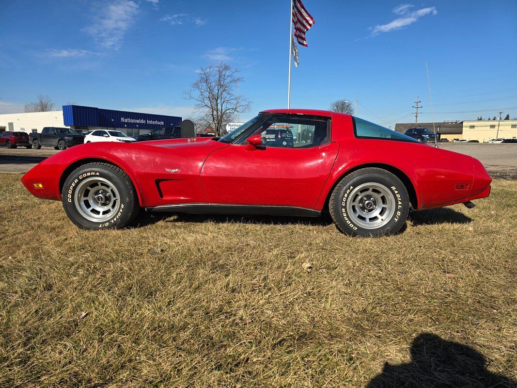 Chevrolet-Corvette-1979-Red-Red-133416-14