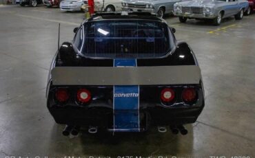 Chevrolet-Corvette-1980-Black-Black-16505-4