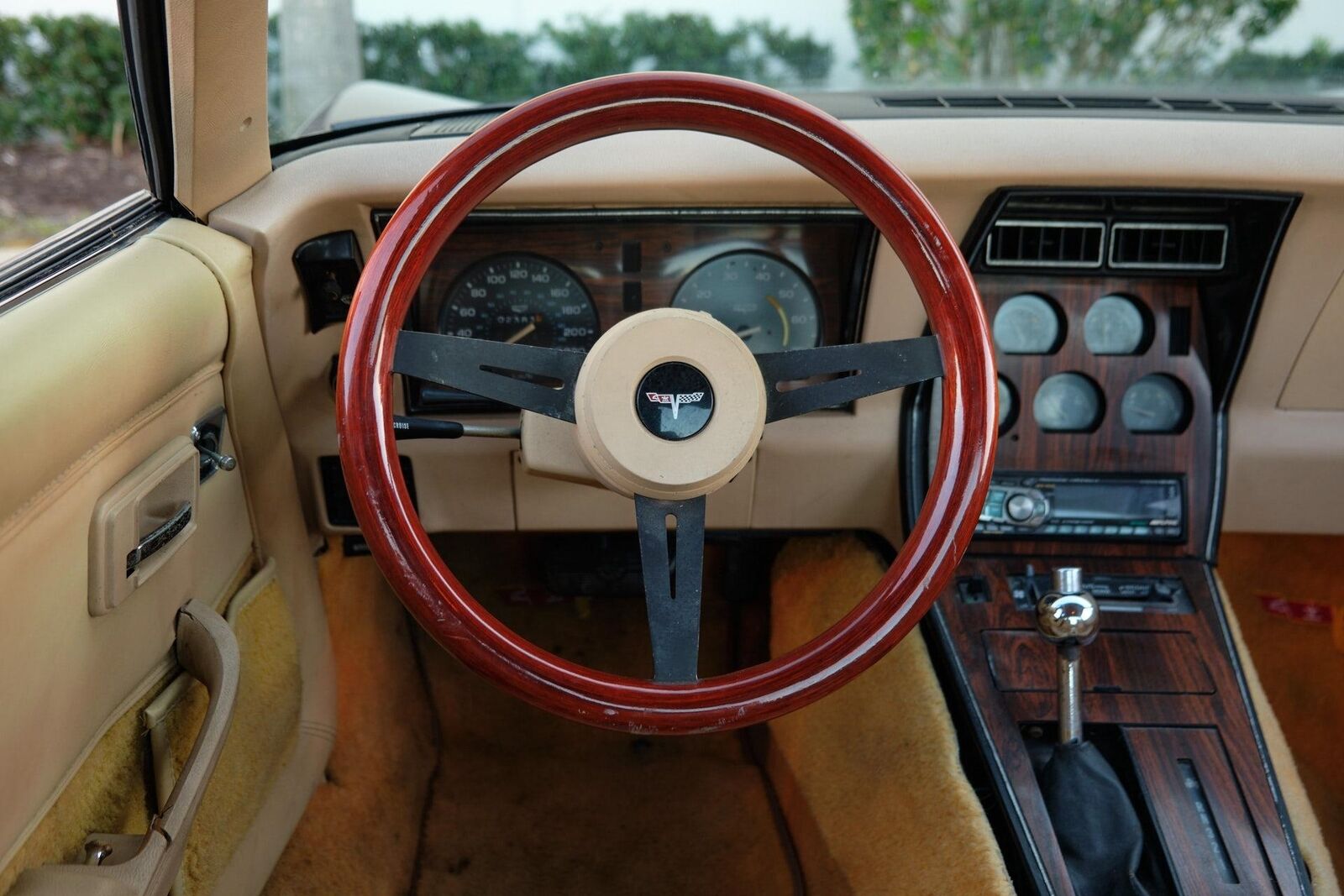 Chevrolet-Corvette-1980-Burgundy-Tan-3835-11