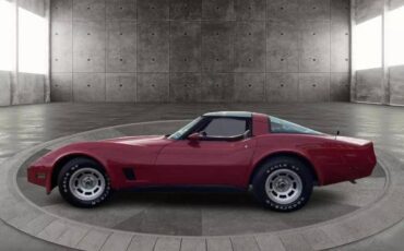 Chevrolet-Corvette-1981-red-187668-1