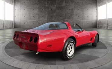 Chevrolet-Corvette-1981-red-187668-3