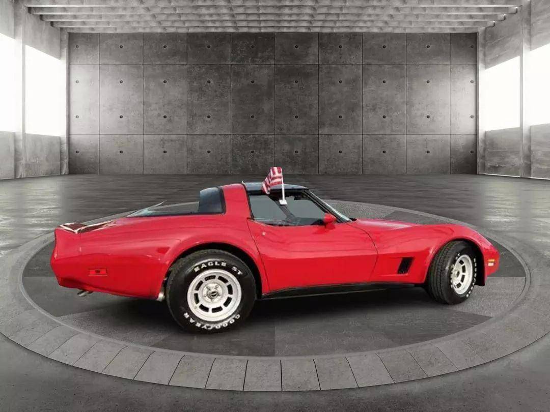 Chevrolet-Corvette-1981-red-187668-4