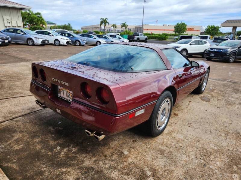 Chevrolet-Corvette-1985-118505-2