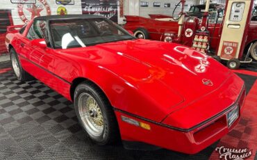 Chevrolet-Corvette-1985-Red-Black-151328-1