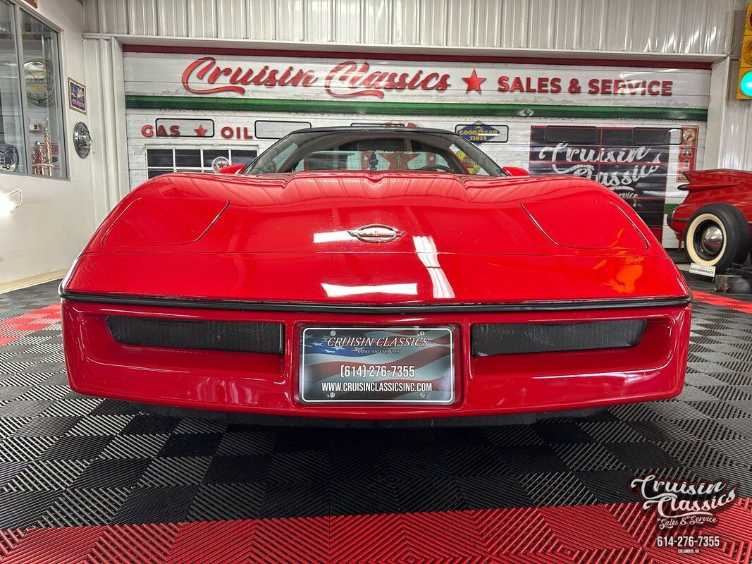 Chevrolet-Corvette-1985-Red-Black-151328-5