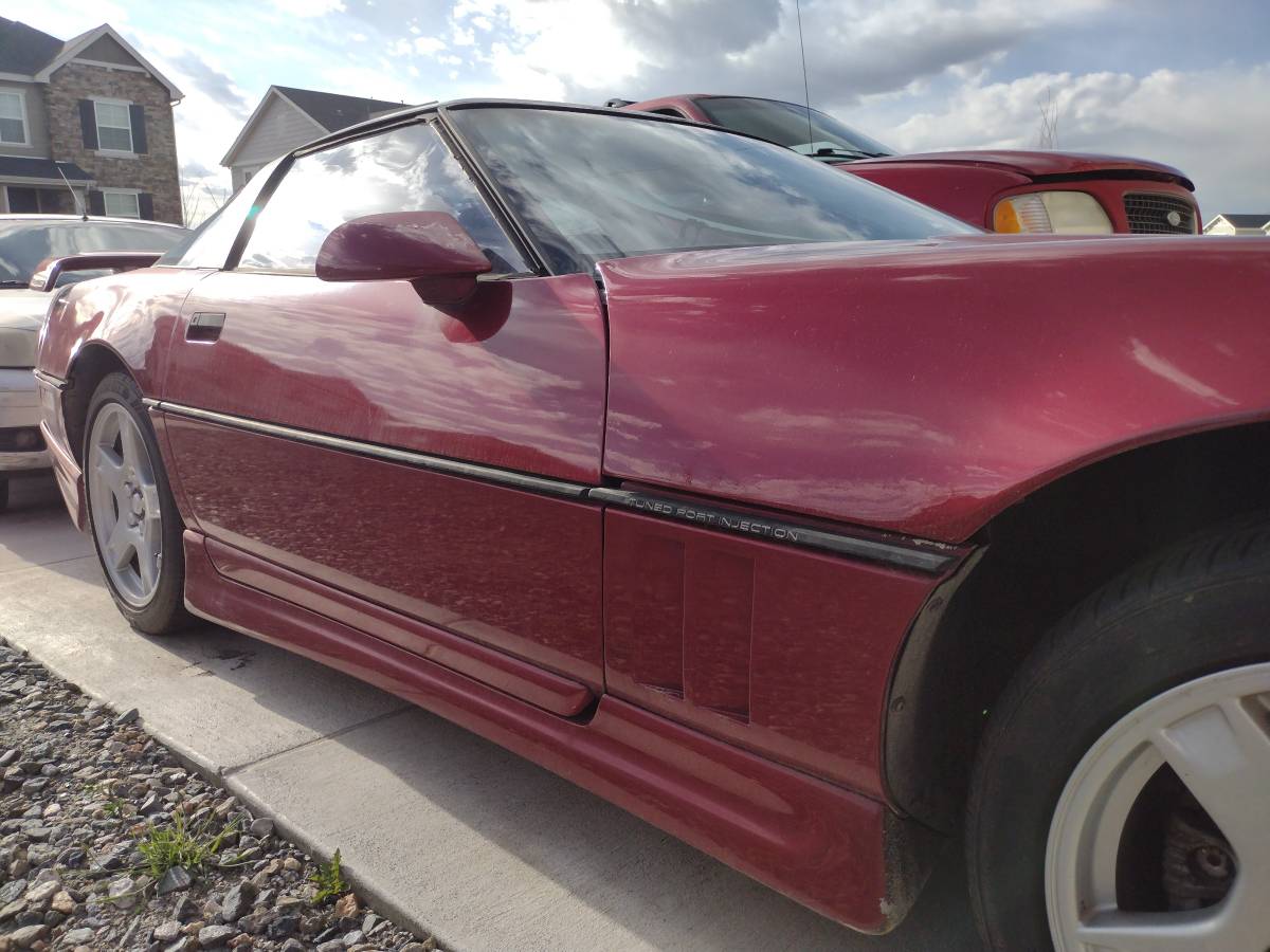 Chevrolet-Corvette-1988-red-171678-18