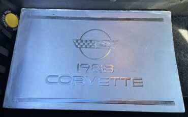 Chevrolet-Corvette-1988-white-222852-18