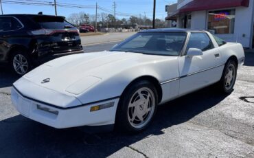 Chevrolet-Corvette-1988-white-222852