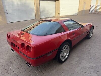 Chevrolet-Corvette-1990-Red-94623-4