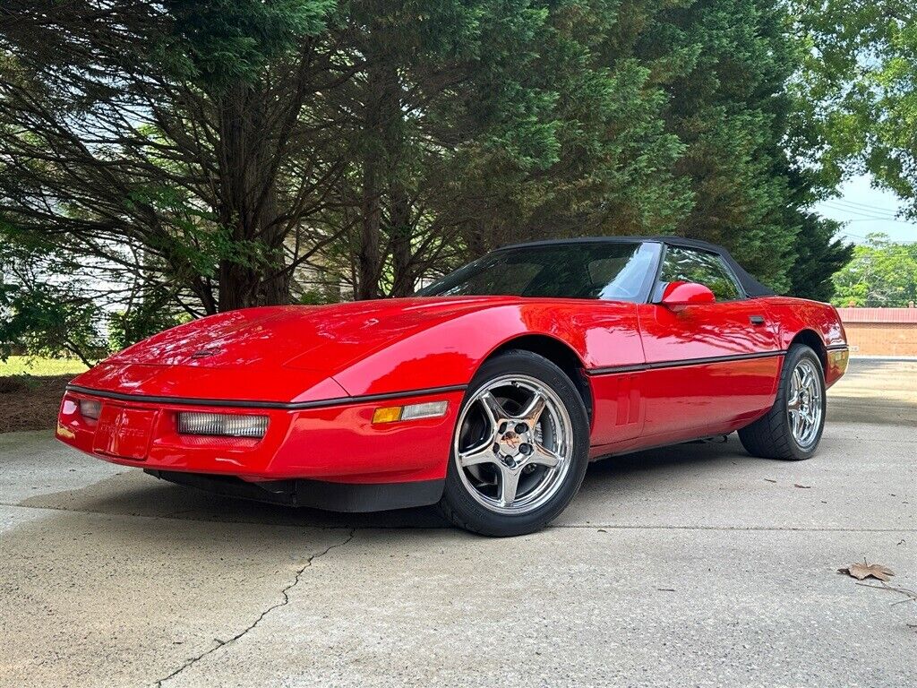 Chevrolet-Corvette-1990-Red-Black-20133-1