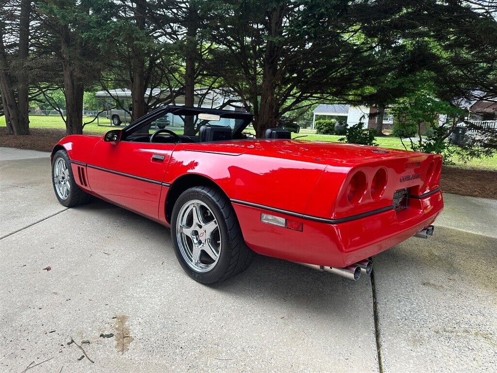 Chevrolet-Corvette-1990-Red-Black-20133-23