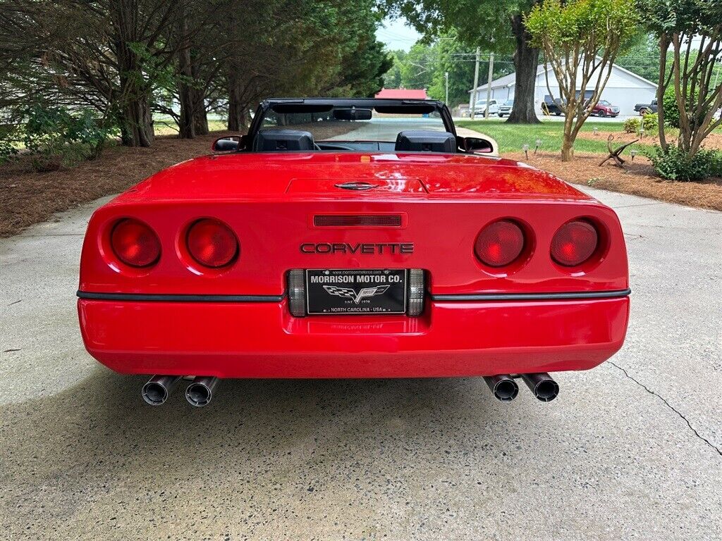 Chevrolet-Corvette-1990-Red-Black-20133-31