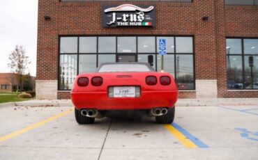 Chevrolet-Corvette-1990-red-106833-4