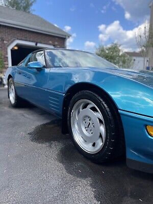 Chevrolet-Corvette-1992-Green-108587-1