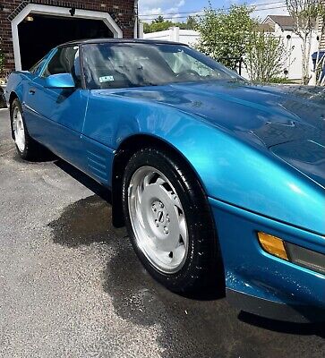 Chevrolet-Corvette-1992-Green-108587-3