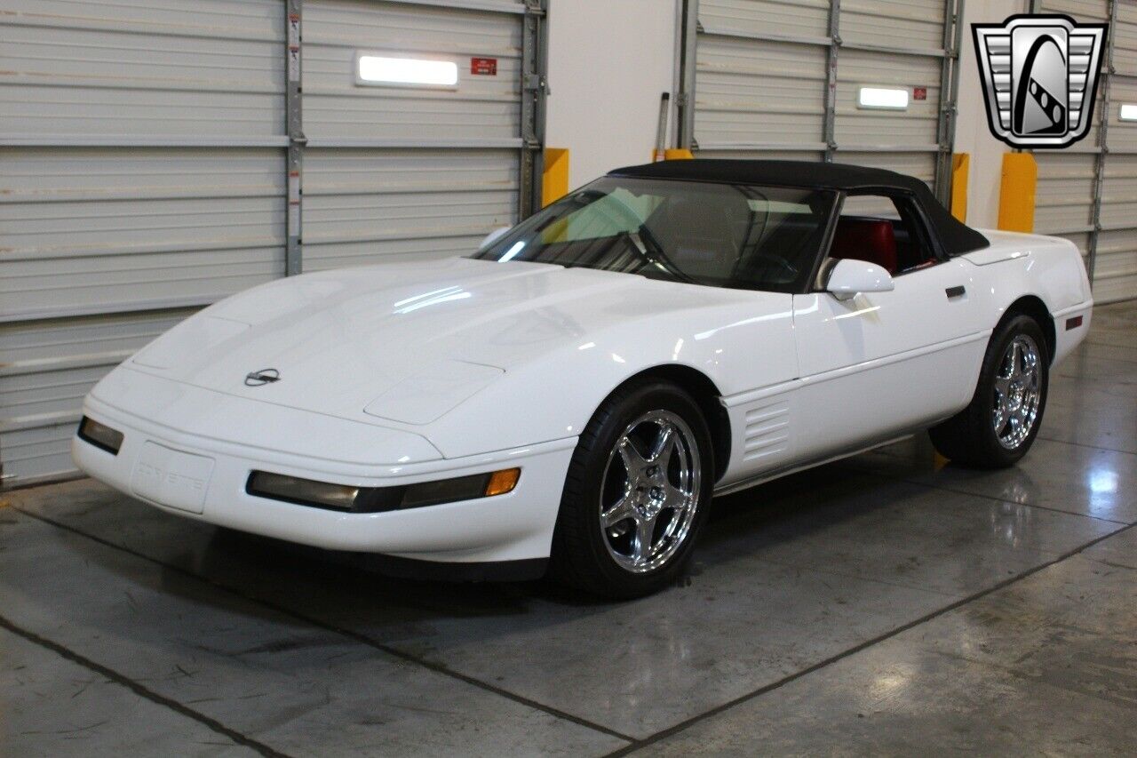 Chevrolet-Corvette-1992-White-Red-170729-2