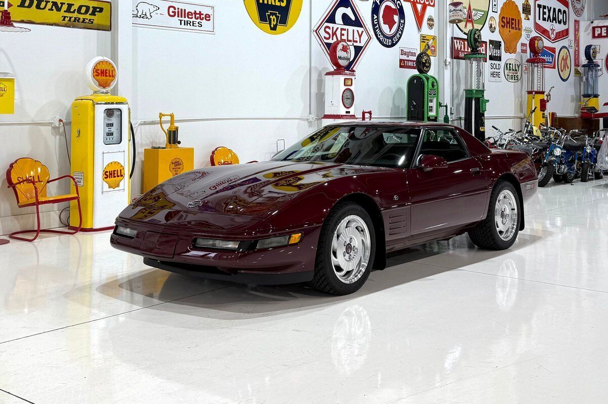 Chevrolet-Corvette-1993-Maroon-Red-349-1