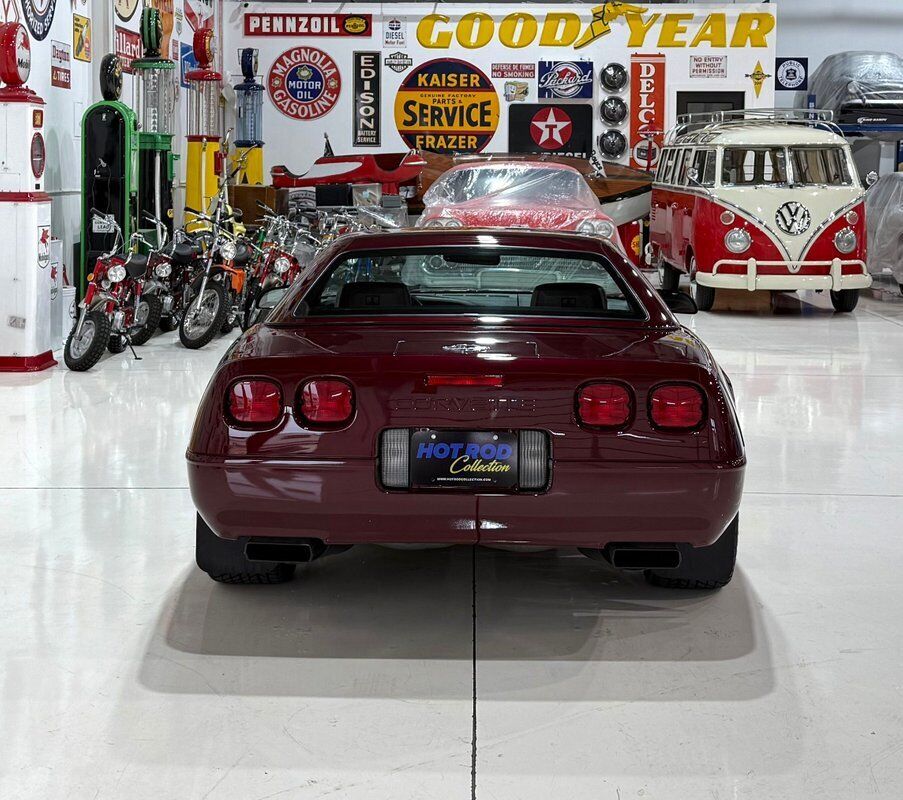 Chevrolet-Corvette-1993-Maroon-Red-349-35