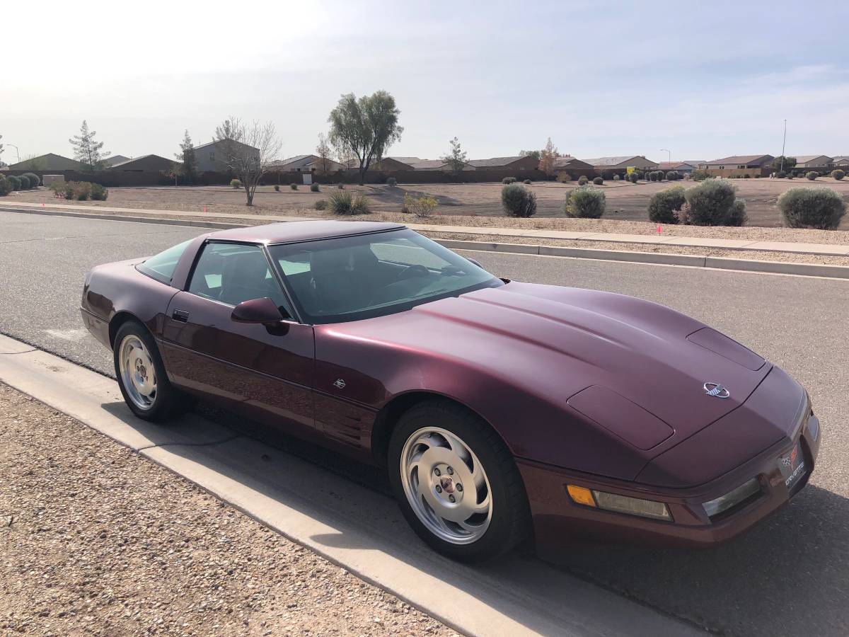 Chevrolet-Corvette-1993-red-160290-4