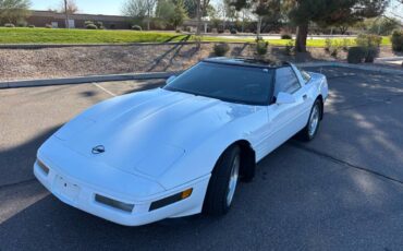 Chevrolet-Corvette-1993-white-135185-8