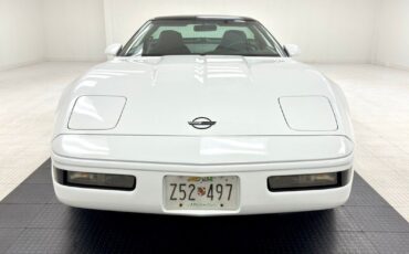 Chevrolet-Corvette-1994-White-Black-117521-6