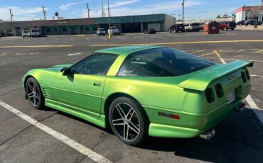 Chevrolet-Corvette-1994-green-185074-2